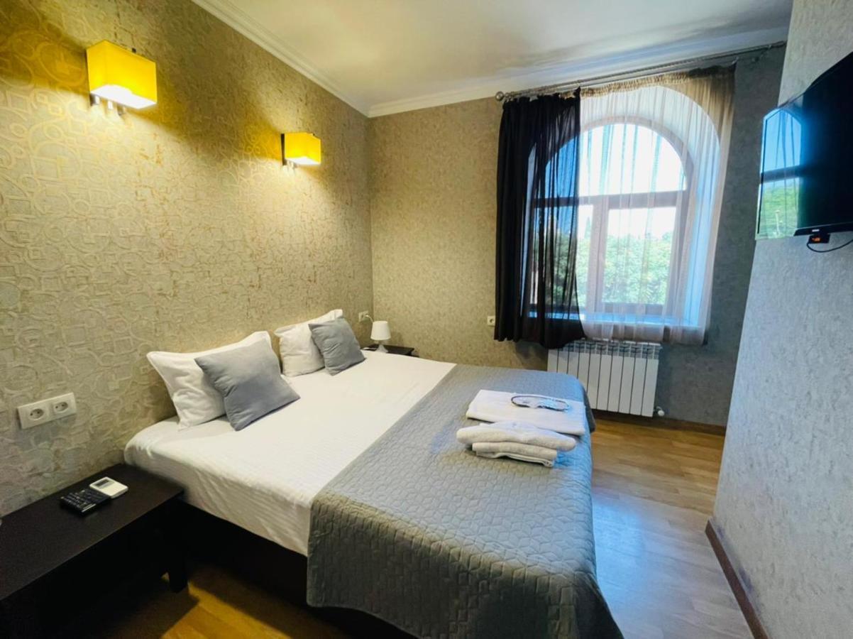 My Cityhotel Tiflis Dış mekan fotoğraf